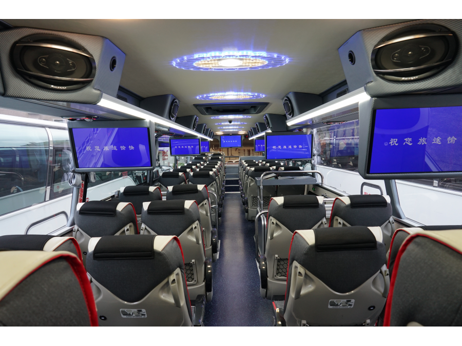 42座四排椅遊覽車 